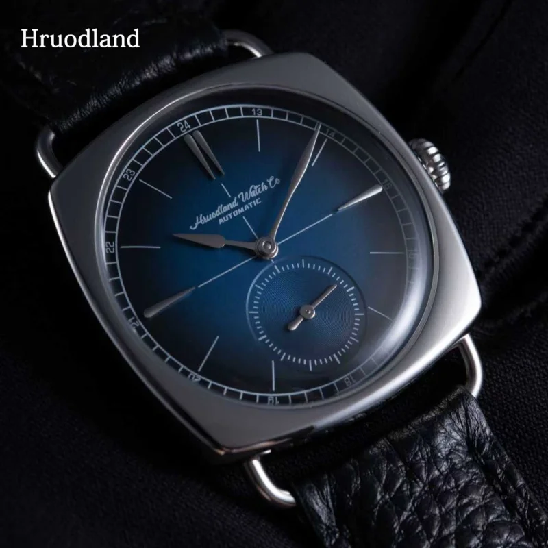 Hruodland 2025 mechanisch here - Tide Watch Surf recensie en prijs